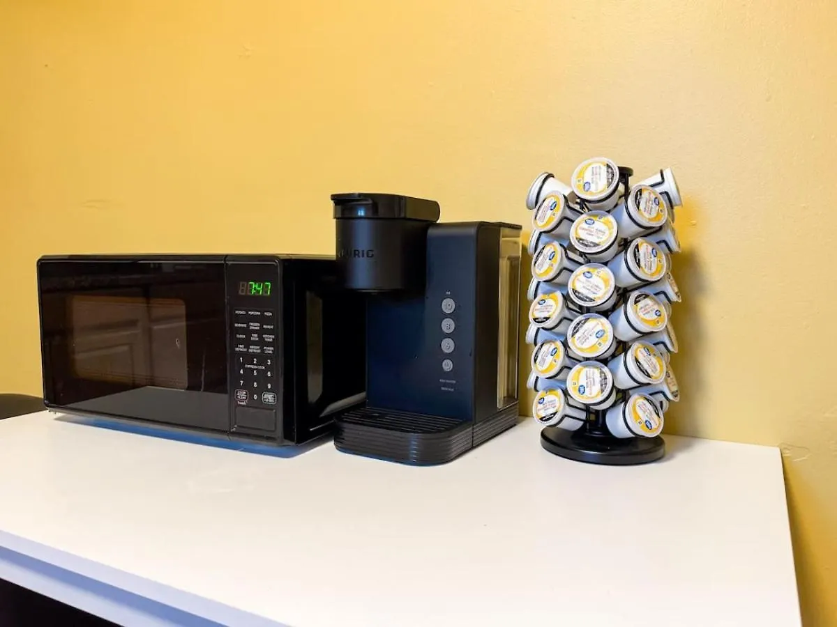 8 Large Apartments With 12 Bedrooms And Parking And Wifi Pittsburgh 0*,