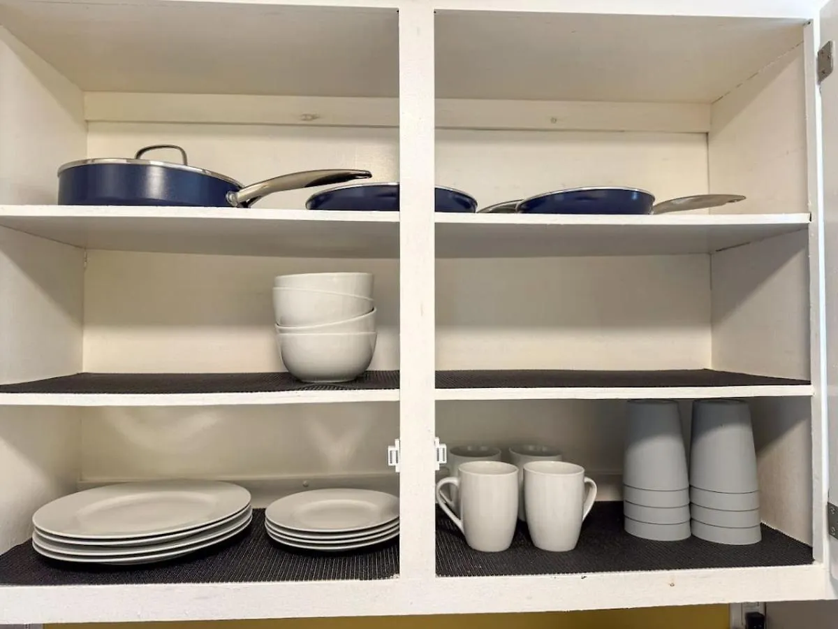 Holiday home 8 Large Apartments With 12 Bedrooms And Parking And Wifi Pittsburgh United States